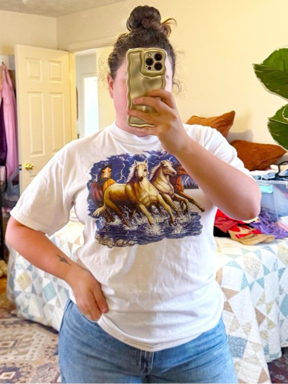 Vintage Jerzees horse print white tee